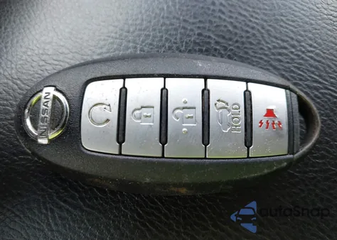 2013 Nissan Pathfinder Sl z USA, uszkodzony, nr VIN 5N1AR2MM0DC614856